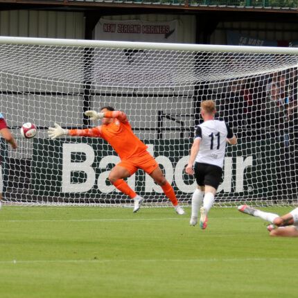 South Shields 2-1 Gateshead
