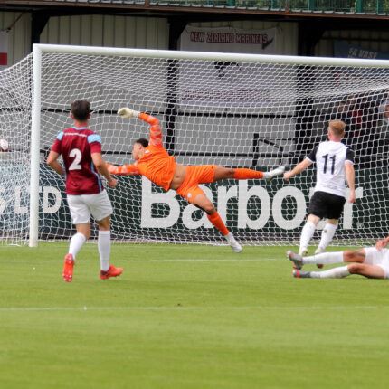 South Shields 2-1 Gateshead