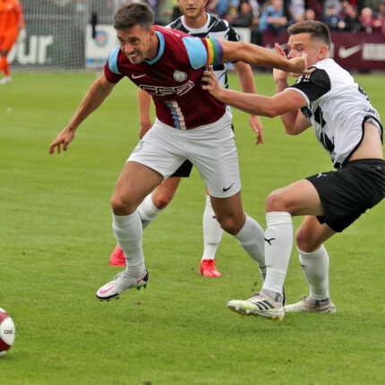 South Shields 2-1 Gateshead