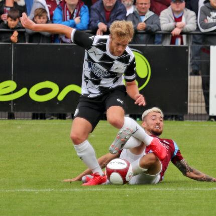 South Shields 2-1 Gateshead