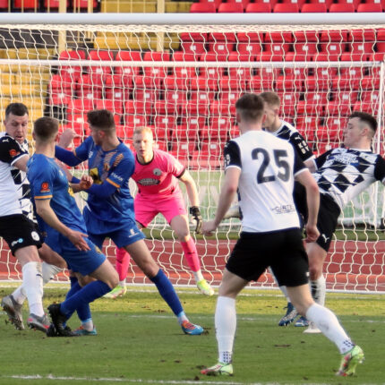 Gateshead 3-1 Leamington