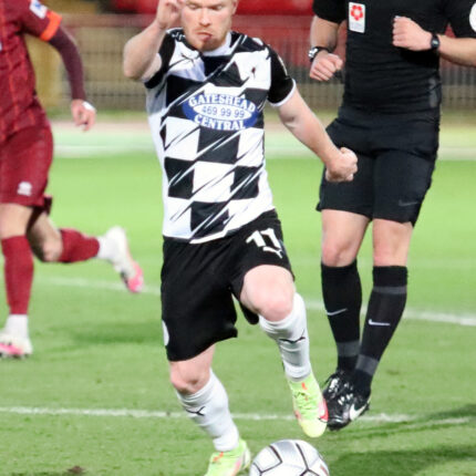 Gateshead 3-0 Blyth Spartans