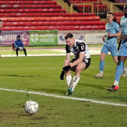 Gateshead 3-1 Farsley Celtic