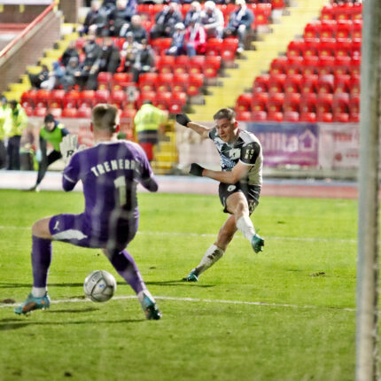 Gateshead 3-1 Farsley Celtic
