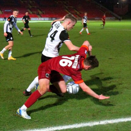 Gateshead 3-0 Blyth Spartans