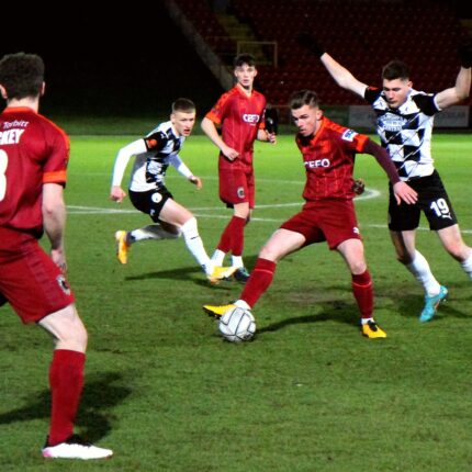Gateshead 3-0 Blyth Spartans