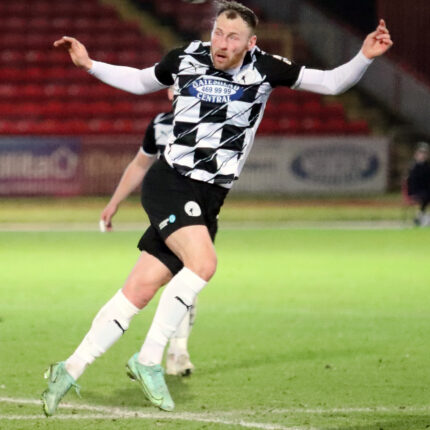 Gateshead 3-0 Blyth Spartans
