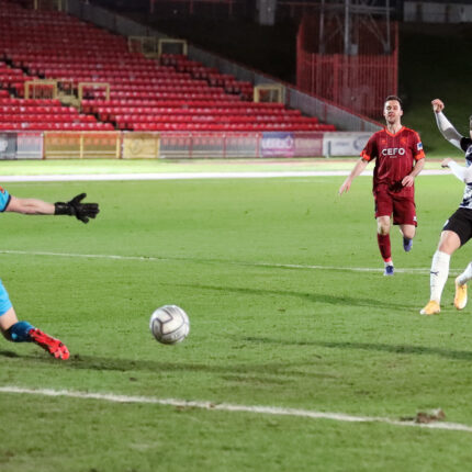 Gateshead 3-0 Blyth Spartans