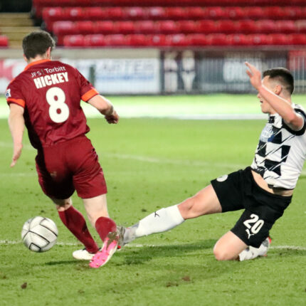 Gateshead 3-0 Blyth Spartans