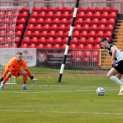 Gateshead 3-1 Southport