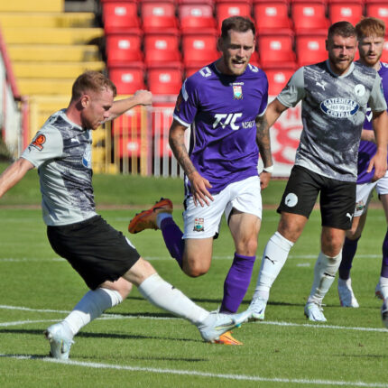 Gateshead 2-2 Barnet
