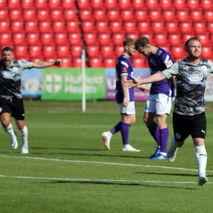 Gateshead 2-2 Barnet