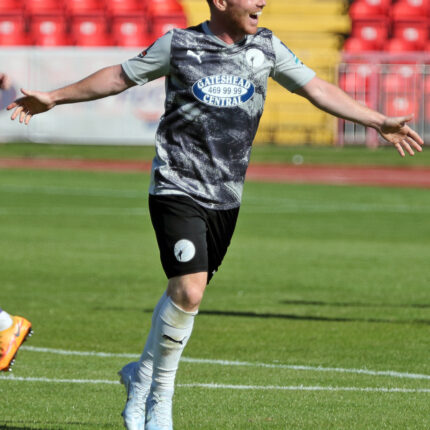Gateshead 2-2 Barnet