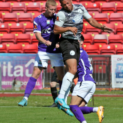 Gateshead 2-2 Barnet