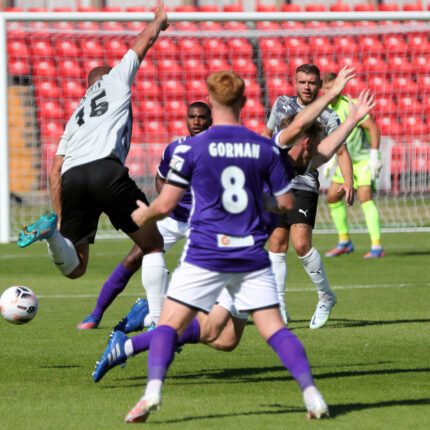 Gateshead 2-2 Barnet
