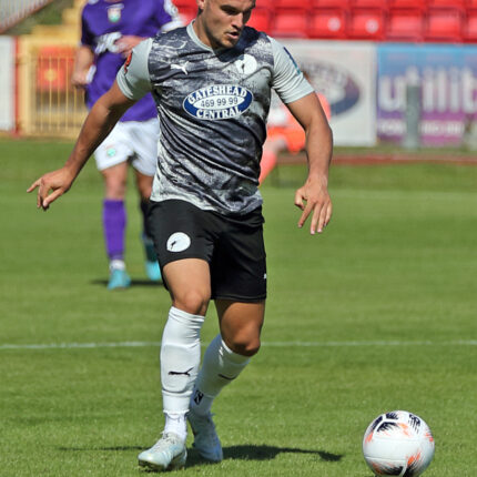 Gateshead 2-2 Barnet