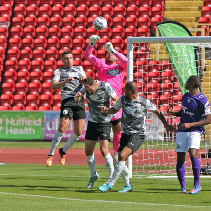 Gateshead 2-2 Barnet