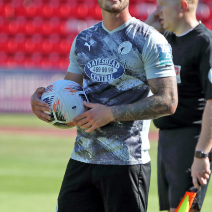 Gateshead 2-2 Barnet
