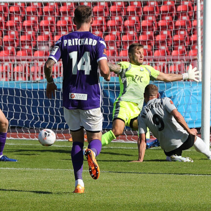 Gateshead 2-2 Barnet
