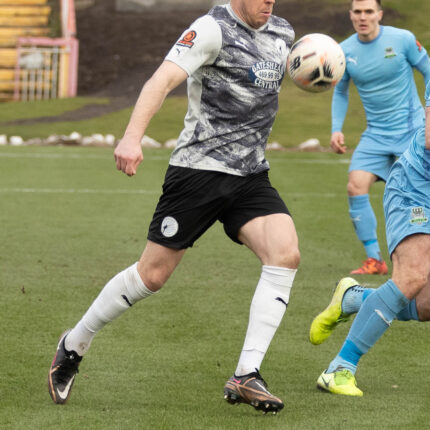 Gateshead 0-0 Farsley Celtic (4-2 pens)