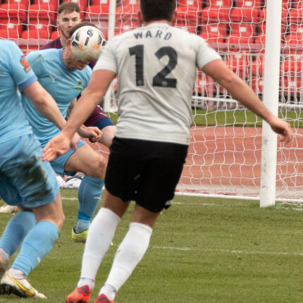 Gateshead 0-0 Farsley Celtic (4-2 pens)
