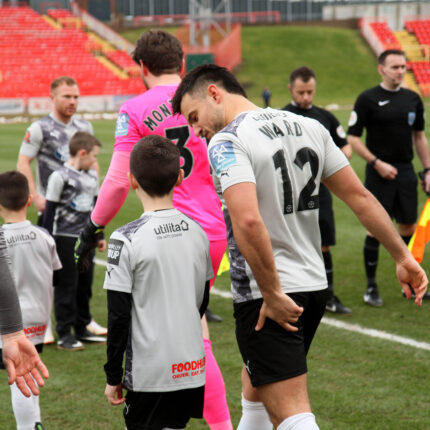 Gateshead 0-0 Farsley Celtic (4-2 pens)