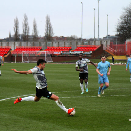 Gateshead 0-0 Farsley Celtic (4-2 pens)