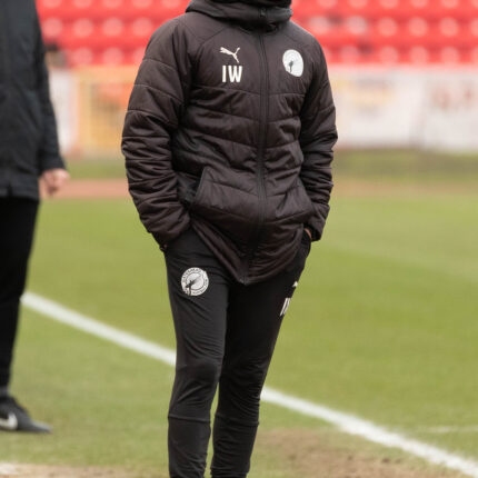 Gateshead 0-0 Farsley Celtic (4-2 pens)