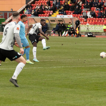 Gateshead 0-0 Farsley Celtic (4-2 pens)