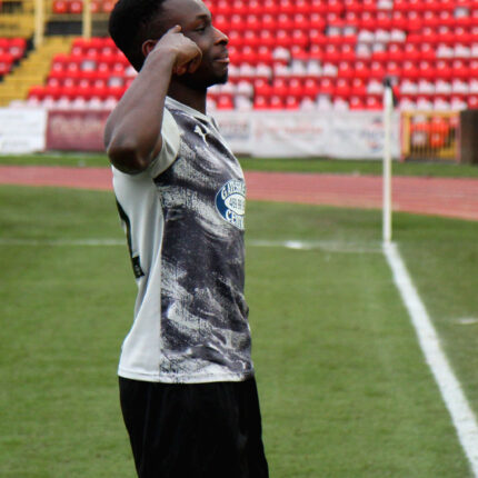 Gateshead 0-0 Farsley Celtic (4-2 pens)