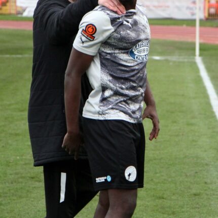 Gateshead 0-0 Farsley Celtic (4-2 pens)