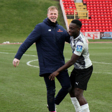 Gateshead 0-0 Farsley Celtic (4-2 pens)