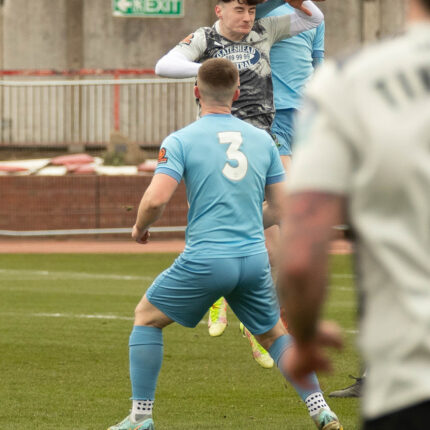 Gateshead 0-0 Farsley Celtic (4-2 pens)