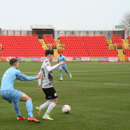 Gateshead 0-0 Farsley Celtic (4-2 pens)