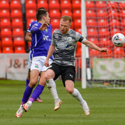 Gateshead 3-3 Barnet (4-1 pens)