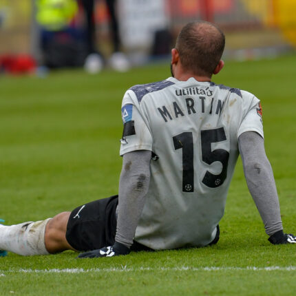 Gateshead 3-3 Barnet (4-1 pens)