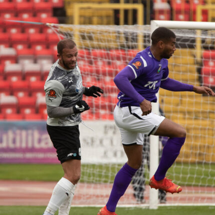 Gateshead 3-3 Barnet (4-1 pens)