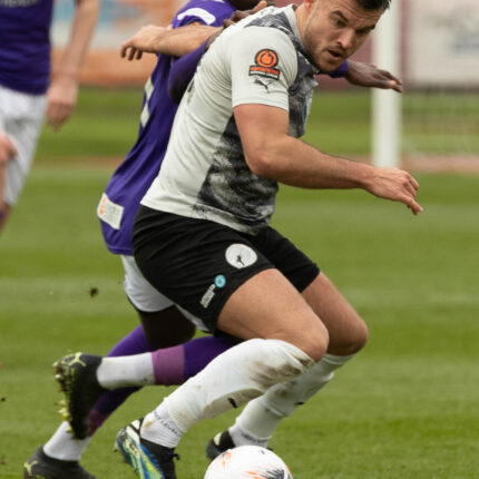 Gateshead 3-3 Barnet (4-1 pens)