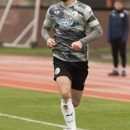 Gateshead 3-3 Barnet (4-1 pens)