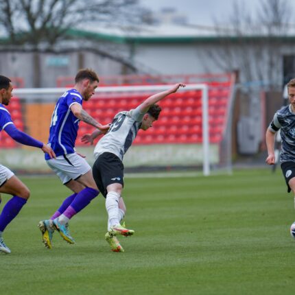 Gateshead 3-3 Barnet (4-1 pens)