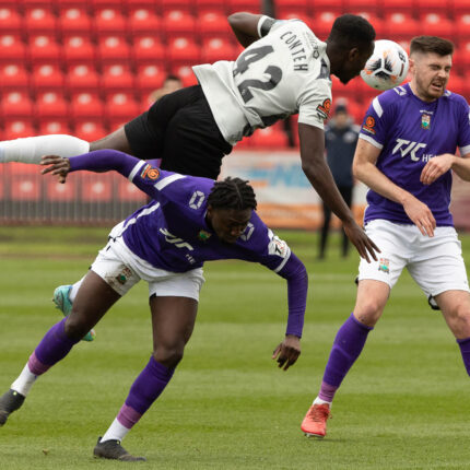Gateshead 3-3 Barnet (4-1 pens)