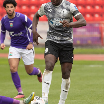 Gateshead 3-3 Barnet (4-1 pens)