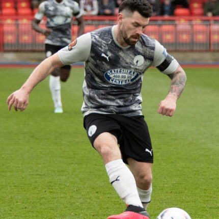 Gateshead 3-3 Barnet (4-1 pens)