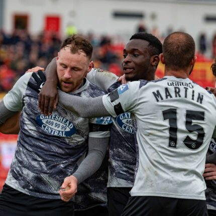 Gateshead 3-3 Barnet (4-1 pens)