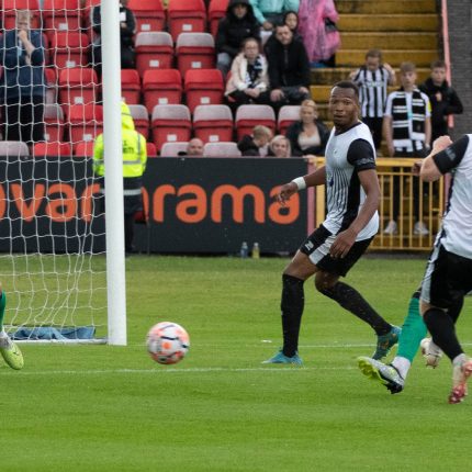 Gateshead 2-3 Newcastle United