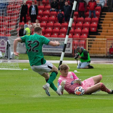Gateshead 2-3 Newcastle United