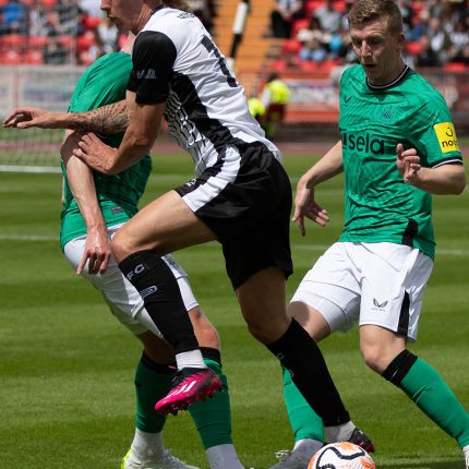 Gateshead 2-3 Newcastle United