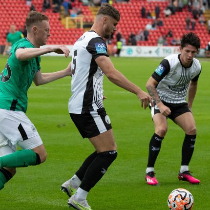 Gateshead 2-3 Newcastle United