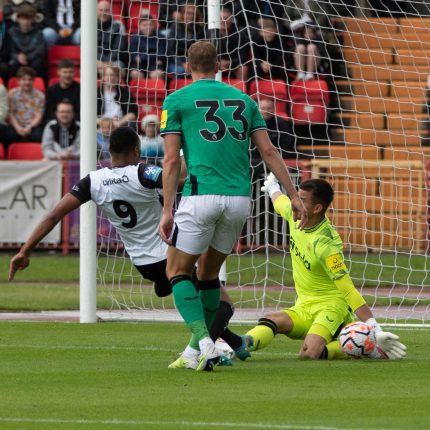 Gateshead 2-3 Newcastle United