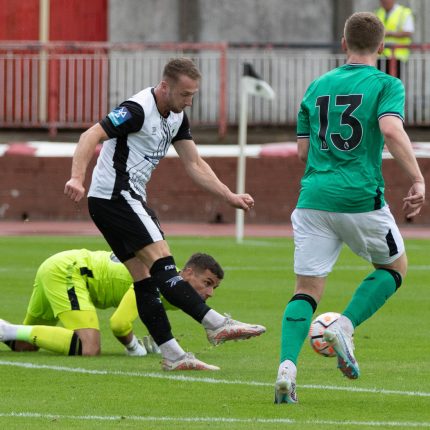 Gateshead 2-3 Newcastle United